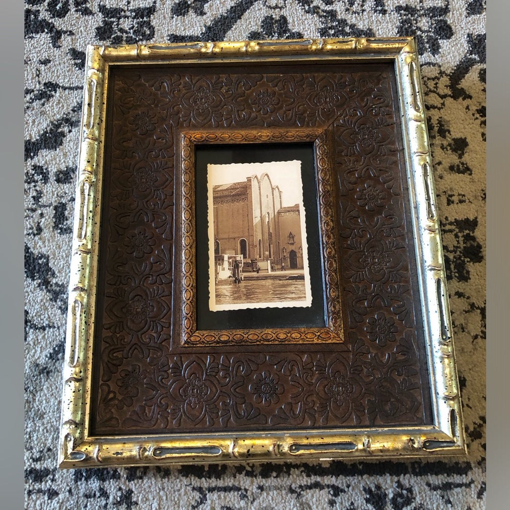 adorable vintage bamboo style framed print artwork 12.5x10.5”